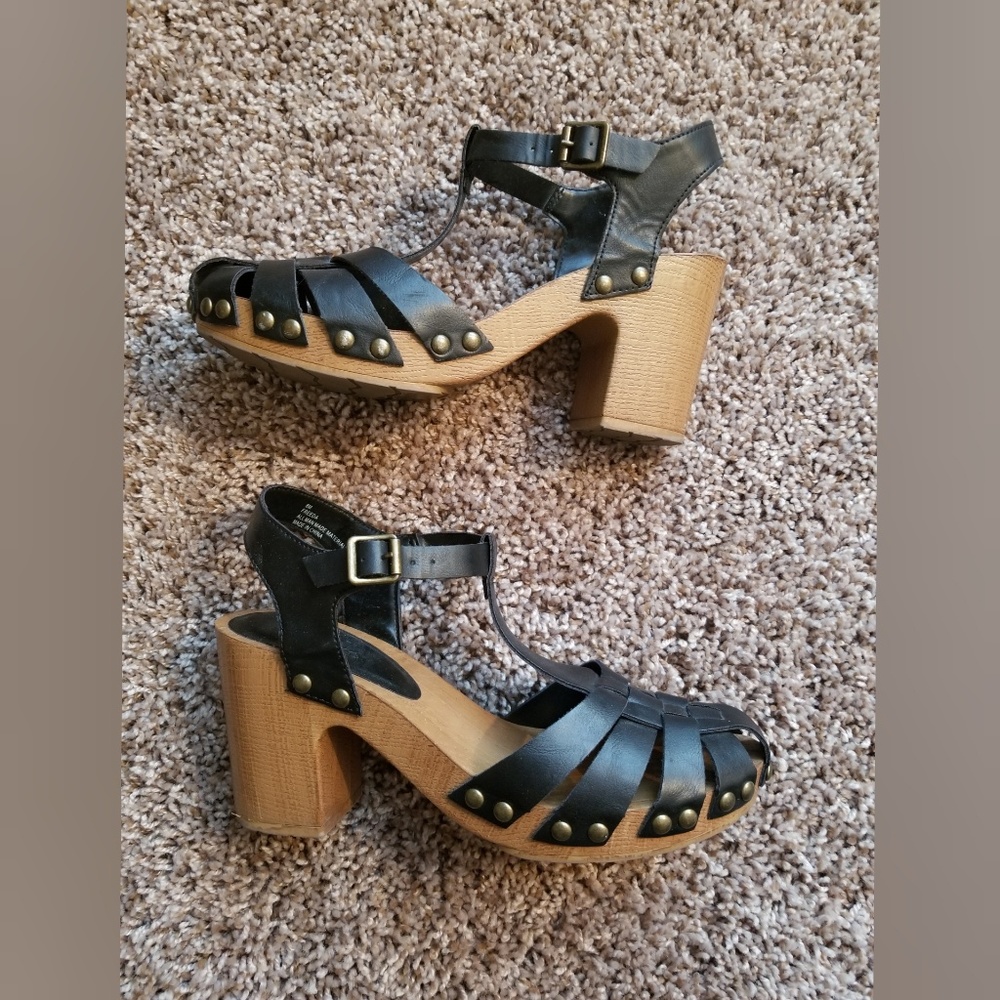 Strappy Clogs